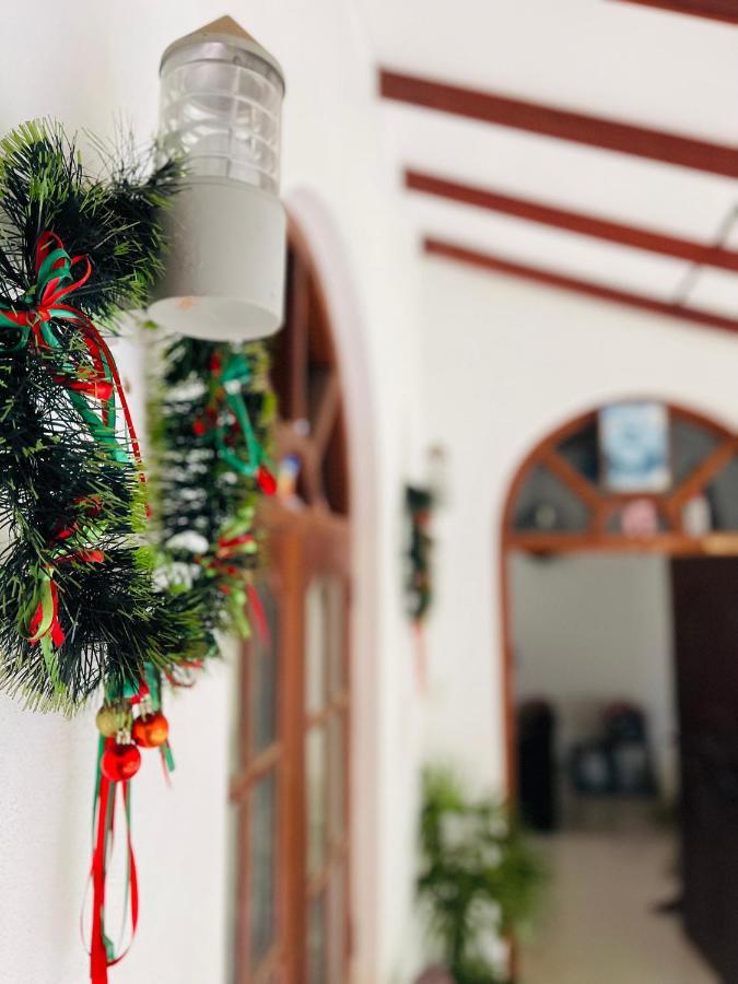 Shalomi'S Villa & Happy Home نيجومبو المظهر الخارجي الصورة