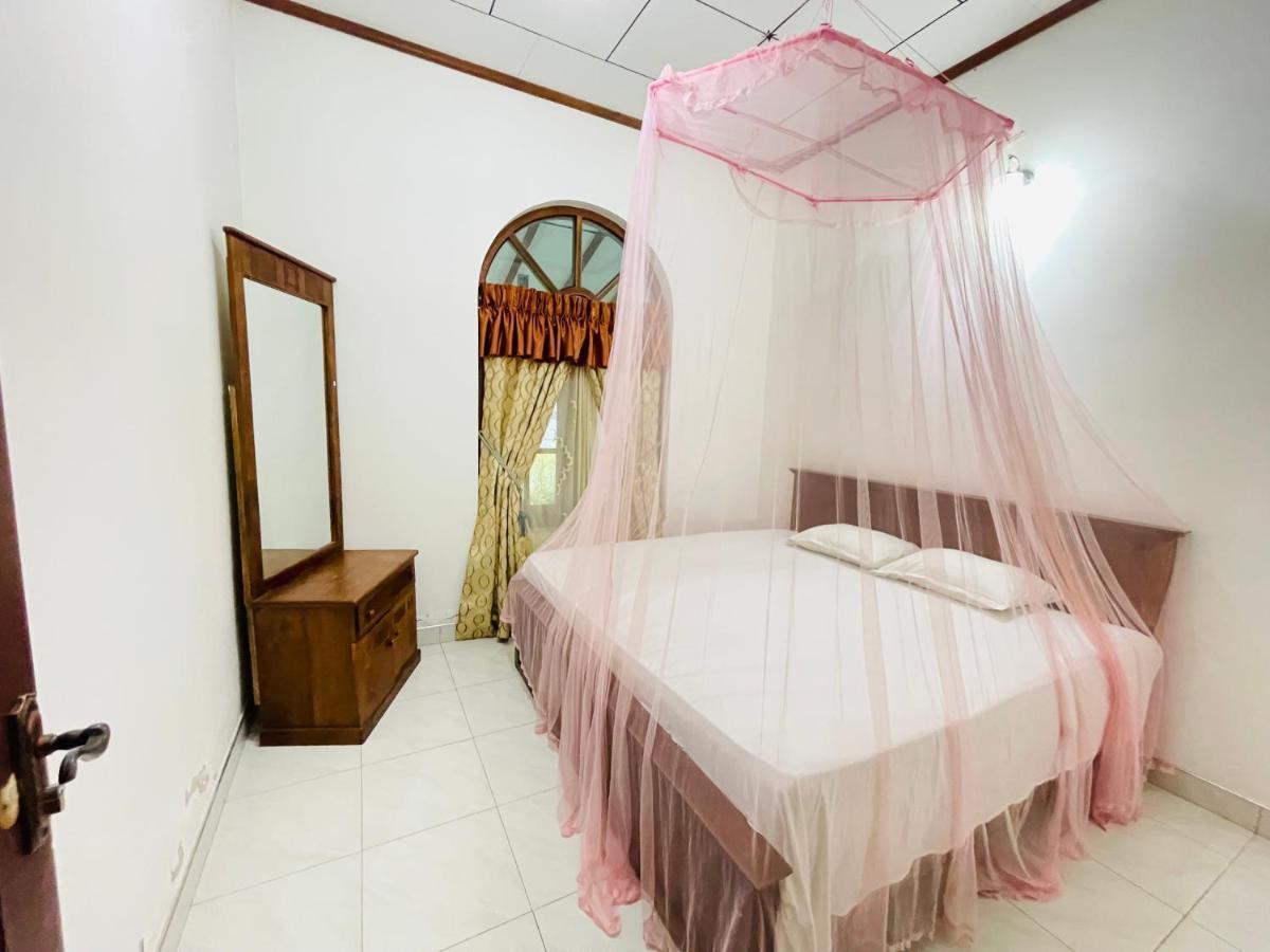 Shalomi'S Villa & Happy Home نيجومبو المظهر الخارجي الصورة